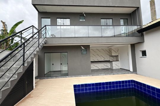Casa para alugar com 2 quartos, 350m² em Recreio dos Bandeirantes, Rio de Janeiro