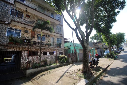 Fachada do Prédio de apartamento à venda com 2 quartos, 105m² em Vaz Lobo, Rio de Janeiro