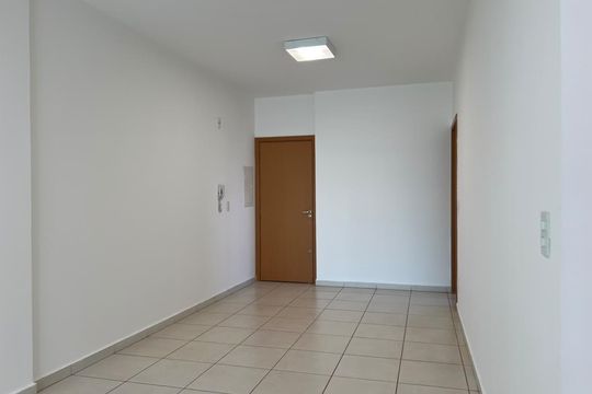 Sala de apartamento para alugar com 1 quarto, 60m² em Curicica, Rio de Janeiro