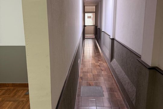 Corredor de apartamento para alugar com 1 quarto, 60m² em Curicica, Rio de Janeiro
