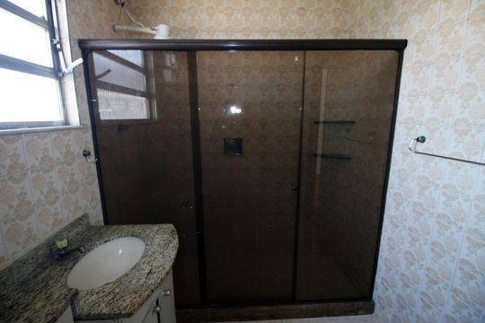 Banheiro Social de apartamento para alugar com 3 quartos, 30m² em Irajá, Rio de Janeiro