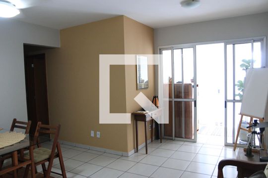 Apartamento à venda com 3 quartos, 80m² em Alto da Glória, Goiânia