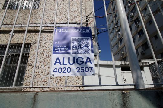 Placa de apartamento para alugar com 2 quartos, 68m² em Irajá, Rio de Janeiro