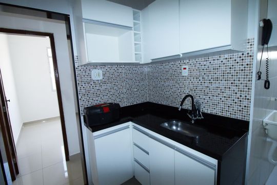 Cozinha de apartamento para alugar com 2 quartos, 68m² em Irajá, Rio de Janeiro