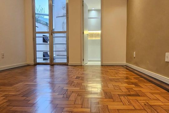 Quarto de apartamento à venda com 1 quarto, 42m² em Catete, Rio de Janeiro