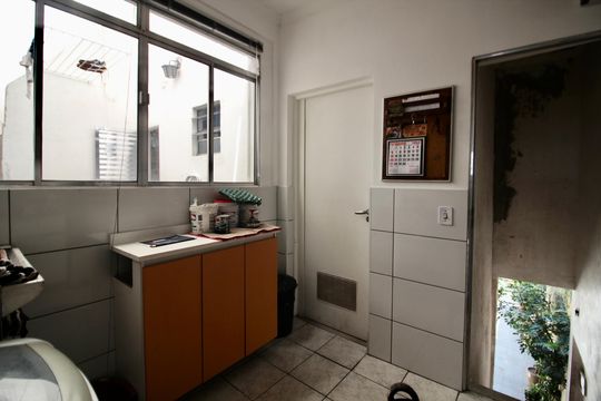Área de serviço de casa à venda com 6 quartos, 210m² em Jardim Maia, São Paulo