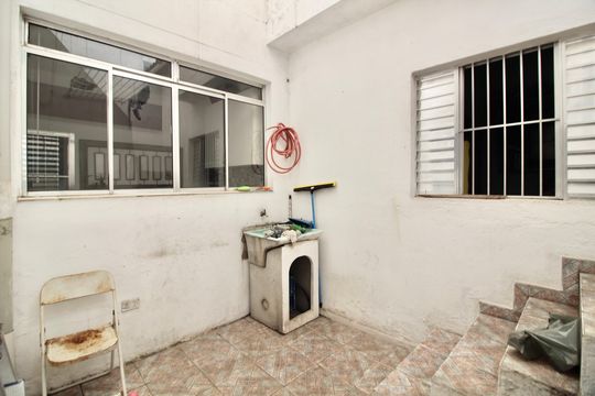 Área comum de casa à venda com 6 quartos, 210m² em Jardim Maia, São Paulo