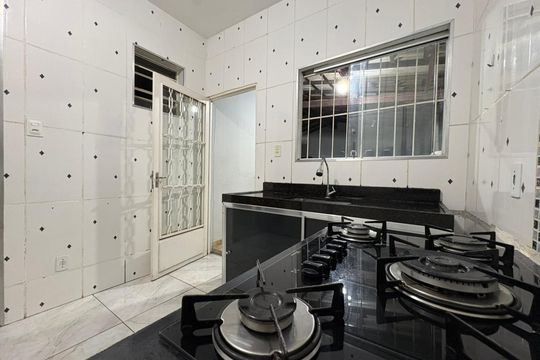 Studio de kitnet/studio para alugar com 1 quarto, 32m² em Vale Do Jatoba (Barreiro, Contagem
