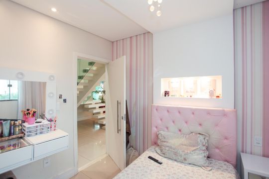 Quarto 2 de casa para alugar com 4 quartos, 280m² em Vila Cristina, Contagem