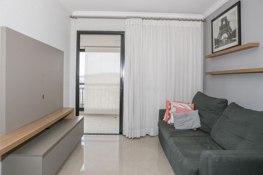 Sala de apartamento para alugar com 2 quartos, 85m² em Vila Romana, São Paulo