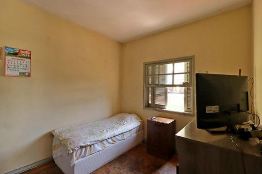 Casa 2 - Quarto 1 de casa à venda com 2 quartos, 314m² em Vila Homero Thon, Santo André