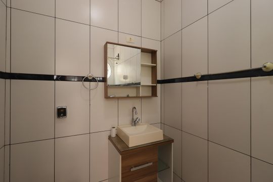 Casa 1 - Banheiro de casa à venda com 2 quartos, 314m² em Vila Homero Thon, Santo André