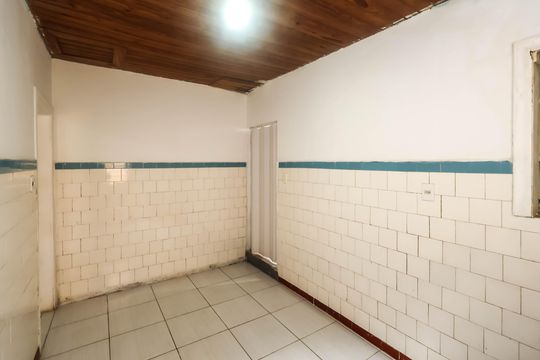 Cozinha de casa para alugar com 1 quarto, 40m² em Vila São José, São Paulo