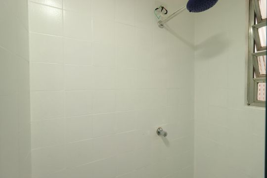 Banheiro - Box de kitnet/studio para alugar com 1 quarto, 21m² em Parque das Nações, Santo André