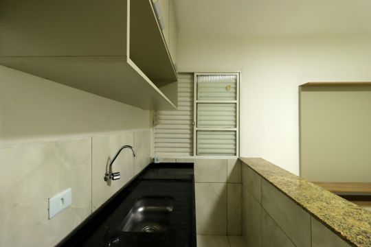 Cozinha de kitnet/studio para alugar com 1 quarto, 21m² em Parque das Nações, Santo André