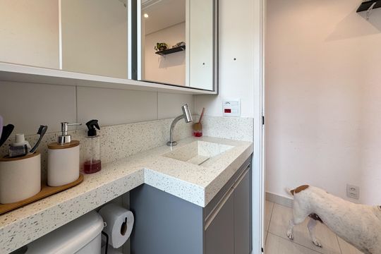 Banheiro Social de apartamento à venda com 2 quartos, 49m² em Ferrazópolis, São Bernardo do Campo