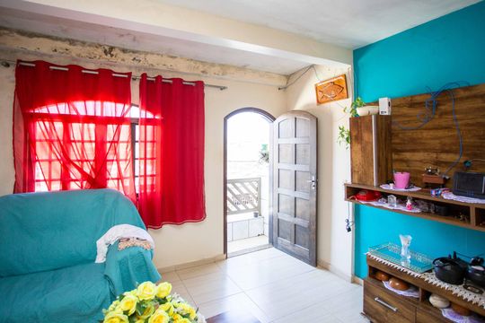 Sala de TV de casa à venda com 4 quartos, 230m² em Eldorado, Diadema