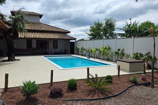 Área externa de casa à venda com 4 quartos, 1050m² em Colinas de Indaiatuba I, Indaiatuba