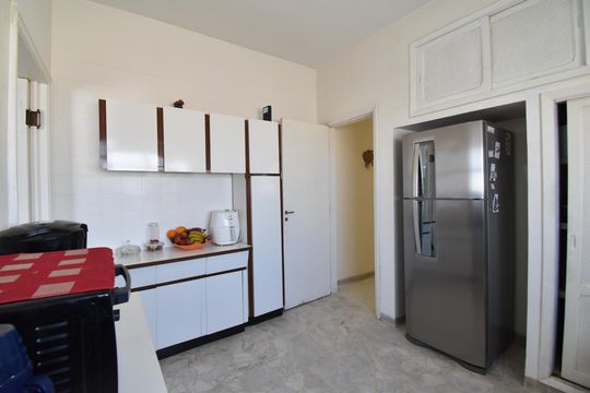 Cozinha de apartamento à venda com 3 quartos, 219m² em Centro, Curitiba