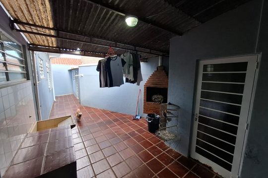 Quintal de casa à venda com 3 quartos, 155m² em Jardim Chapadão, Campinas
