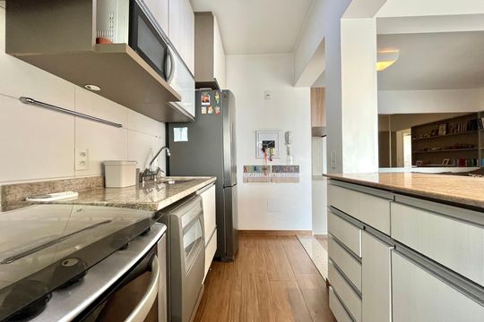 Cozinha de apartamento à venda com 2 quartos, 65m² em Vila do Bosque, São Paulo