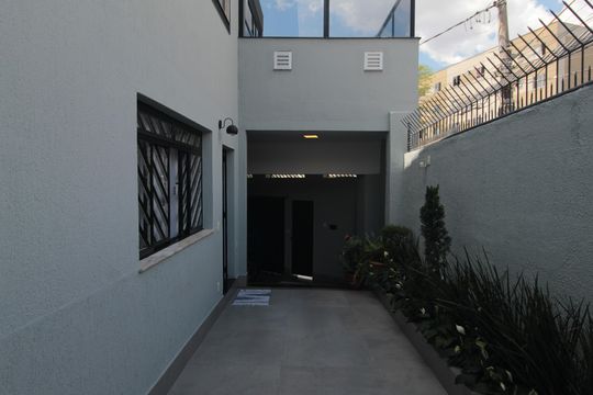 Quintal de casa à venda com 3 quartos, 290m² em Santa Branca, Belo Horizonte