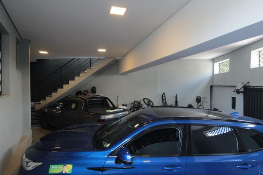 Garagem de casa à venda com 3 quartos, 290m² em Santa Branca, Belo Horizonte
