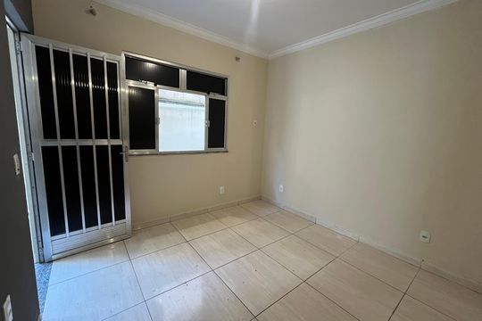 Apartamento para alugar com 1 quarto, 45m² em Taquara, Rio de Janeiro