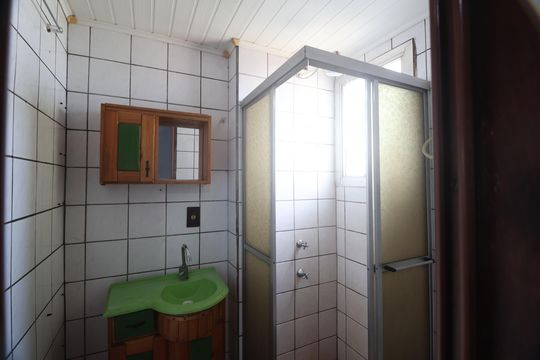 Banheiro de apartamento para alugar com 1 quarto, 30m² em Setor 3, Canoas