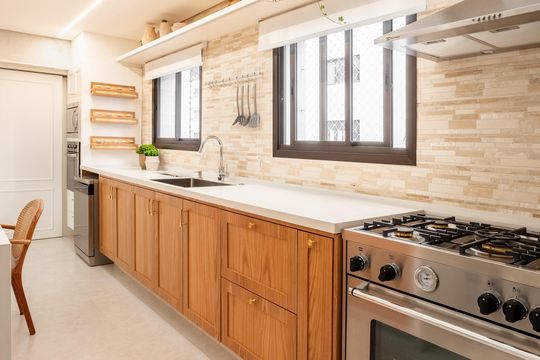 Cozinha de apartamento à venda com 4 quartos, 222m² em Jardim Europa, São Paulo