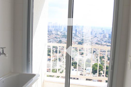 Cozinha e Área de Serviço de apartamento para alugar com 3 quartos, 80m² em Setor Leste Universitário, Goiânia