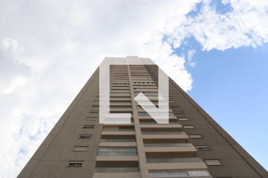 Fachada de apartamento para alugar com 3 quartos, 80m² em Setor Leste Universitário, Goiânia