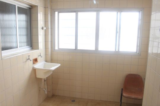 Área de Serviço de apartamento para alugar com 3 quartos, 153m² em Santa Paula, São Caetano do Sul