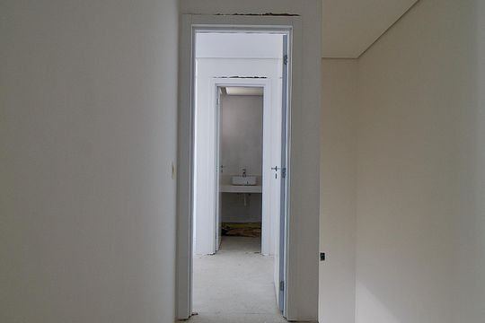 Corredor de apartamento à venda com 2 quartos, 91m² em São Francisco, Curitiba