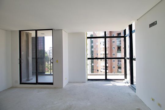 Sala/Cozinha de apartamento à venda com 2 quartos, 91m² em São Francisco, Curitiba