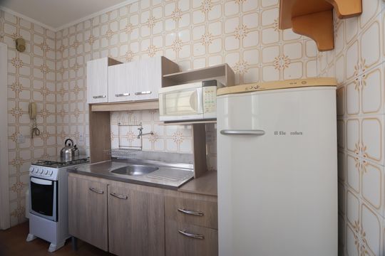 Cozinha - Armários de apartamento para alugar com 1 quarto, 34m² em Centro, Canoas