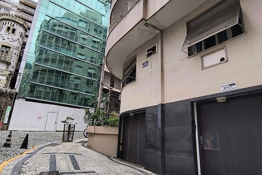 Área externa de apartamento para alugar com 2 quartos, 80m² em Copacabana, Rio de Janeiro