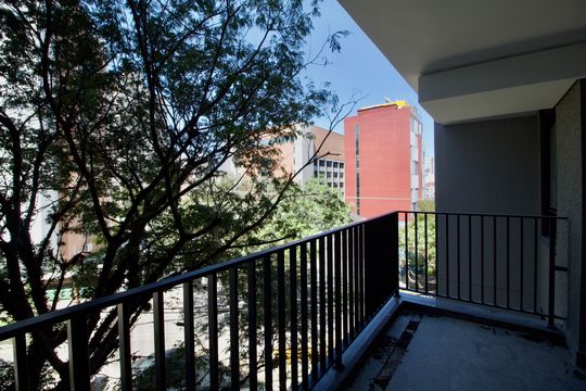 Sacada de apartamento à venda com 2 quartos, 69m² em São Francisco, Curitiba