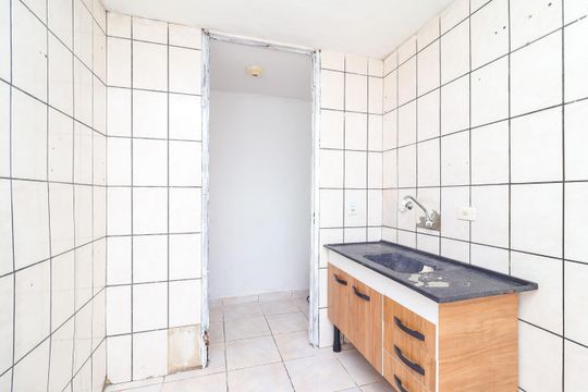 Cozinha e Área de Serviço de apartamento para alugar com 2 quartos, 50m² em Vila Jacuí, São Paulo