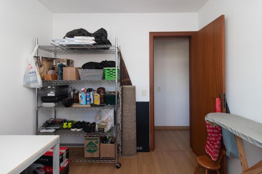 Quarto 1 de apartamento para alugar com 3 quartos, 80m² em Partenon, Porto Alegre