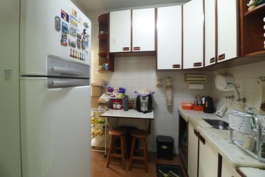Cozinha de apartamento para alugar com 2 quartos, 60m² em Jardim Pauliceia, Campinas