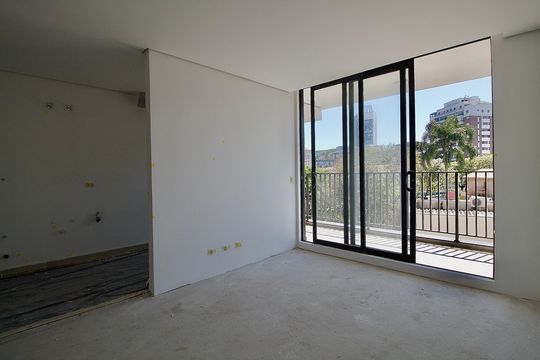 Sala de apartamento à venda com 2 quartos, 69m² em São Francisco, Curitiba