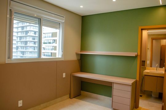 Apartamento à venda com 4 quartos, 227m² em Setor Marista, Goiânia