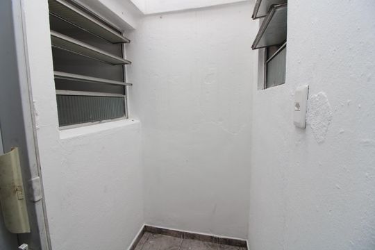 Área externa de casa para alugar com 1 quarto, 33m² em Vila Buenos Aires, São Paulo