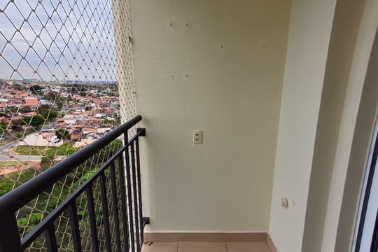 Varanda de apartamento para alugar com 2 quartos, 48m² em Jardim Ipaussurama, Campinas