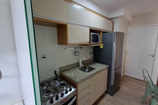 Cozinha de apartamento para alugar com 2 quartos, 48m² em Jardim Ipaussurama, Campinas
