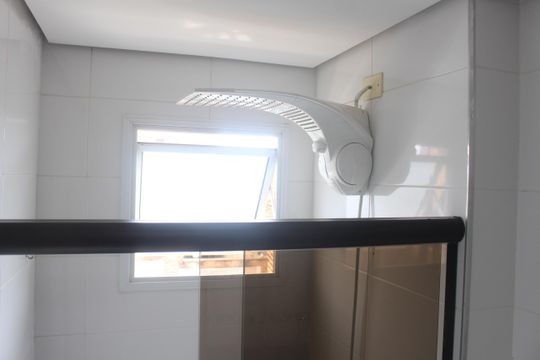 Banheiro Social de apartamento para alugar com 3 quartos, 78m² em Cerâmica, São Caetano do Sul