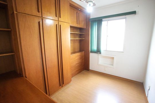 Quarto 2 de apartamento para alugar com 3 quartos, 67m² em Pechincha, Rio de Janeiro