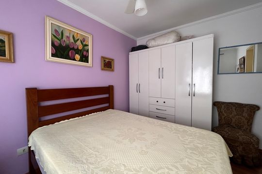 Quarto 1 suíte 1 de casa à venda com 5 quartos, 181m² em Jardim Prudência, São Paulo