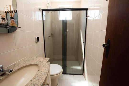 Banheiro  de apartamento para alugar com 3 quartos, 80m² em Novo Eldorado, Contagem